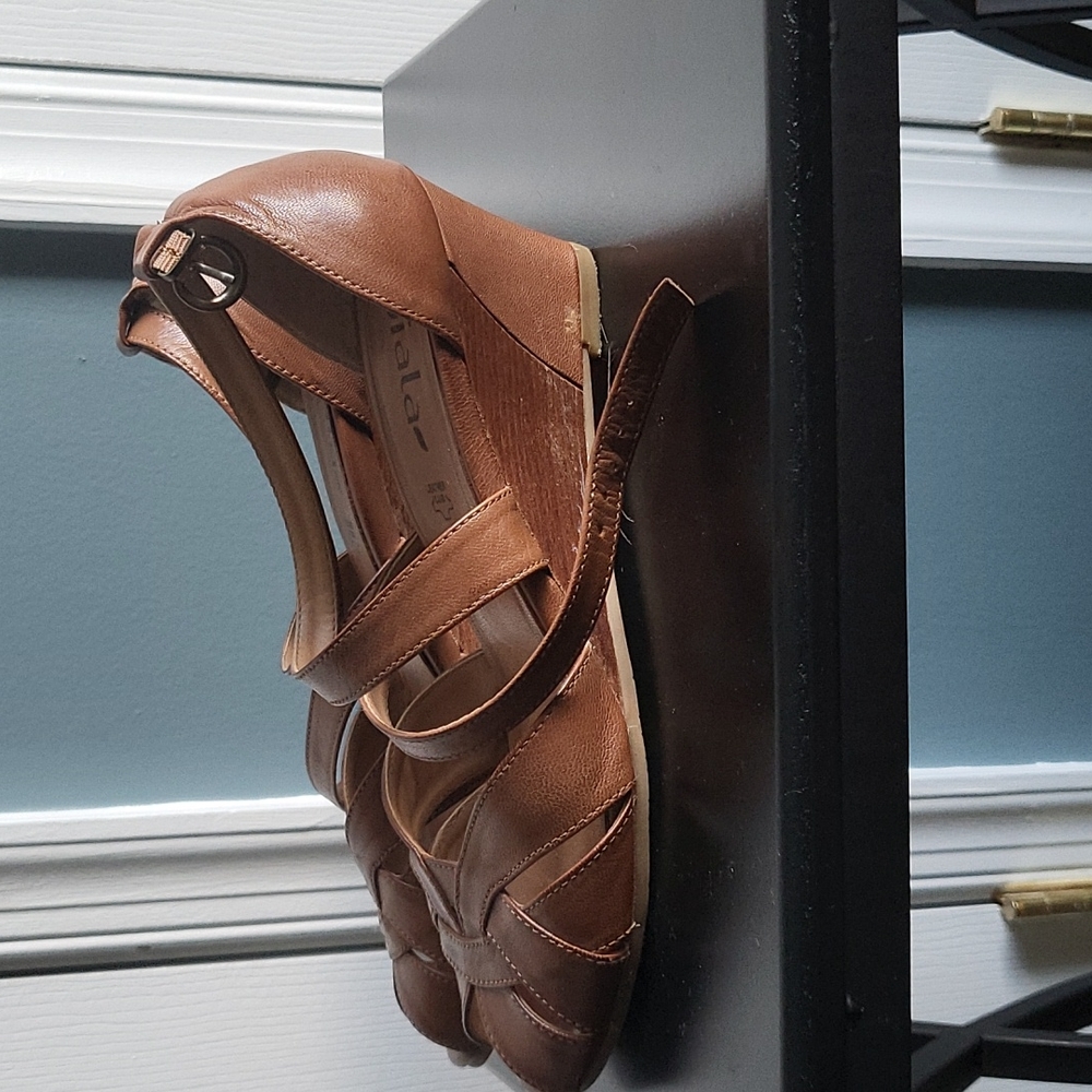 Open toe shoe - Picture 3 of 6